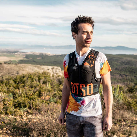 Trail running backpack - Black & Orange
