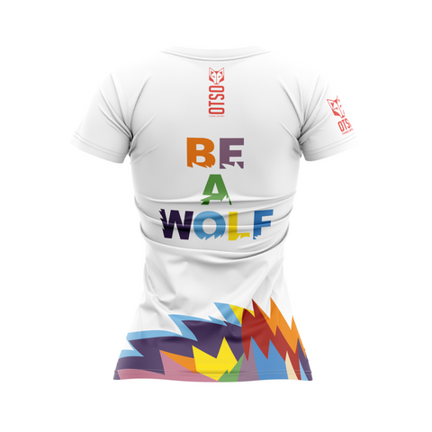 Women's short-sleeved T-shirt - Be a Wolf